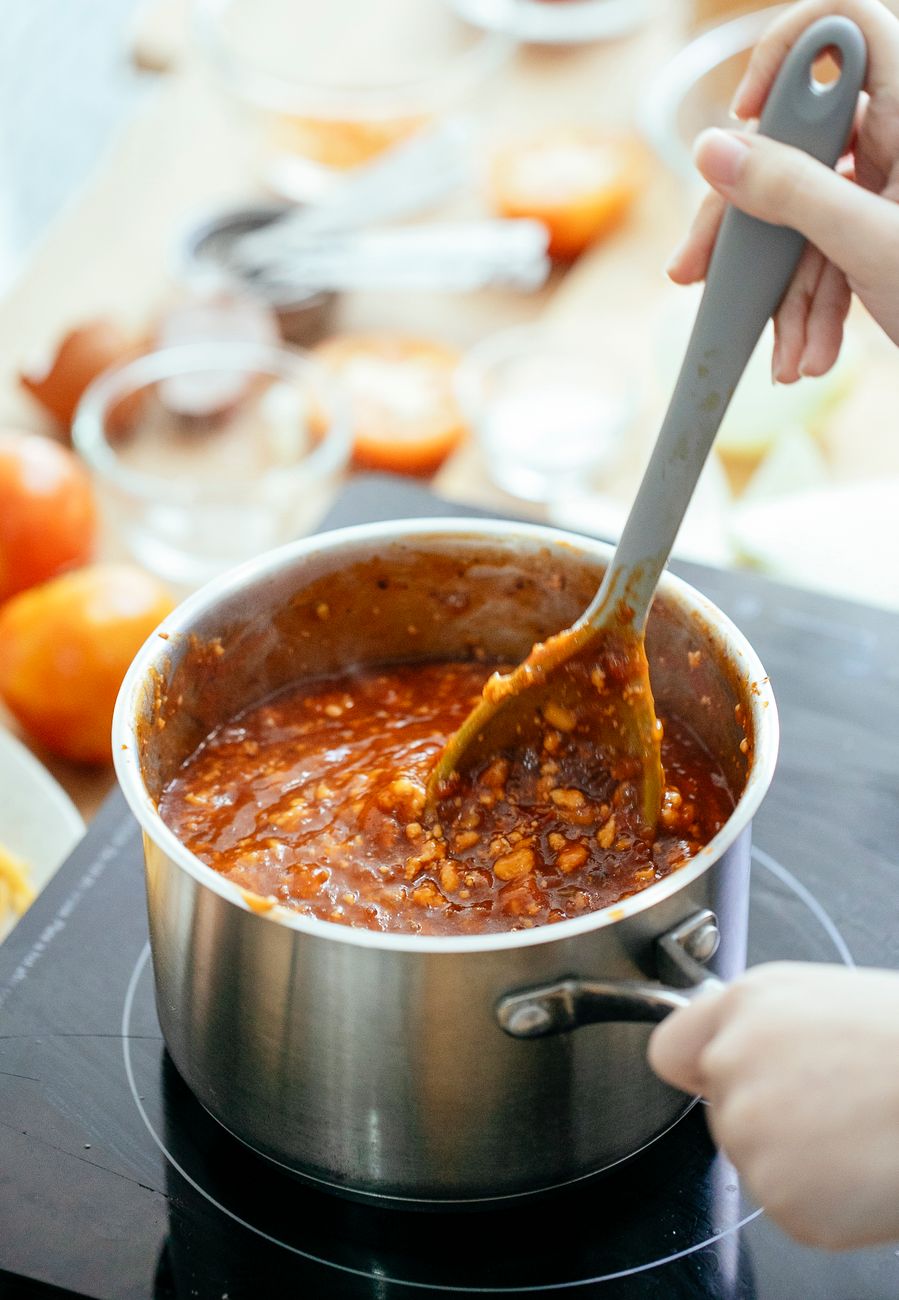 Cremiges Cheese-Chili ist mild und voller Gemüse - ideal für das Kochen mit Kindern und die Familie