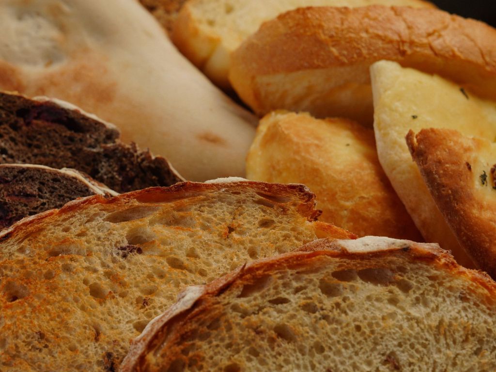 Altbackenes Brot verwerten: 25 geniale Tipps zum Brot retten und Geld sparen