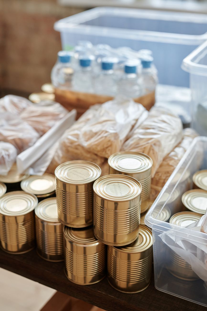 Lebensmittel sparen: Vorräte und Großpackungen nutzen
